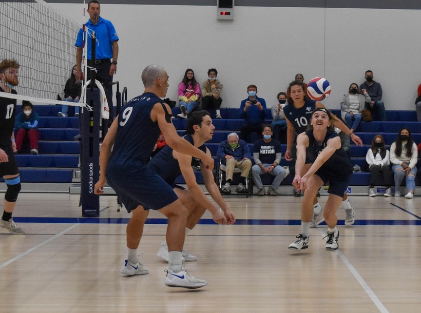Men’s Volleyball Drops Conference Opener in Five