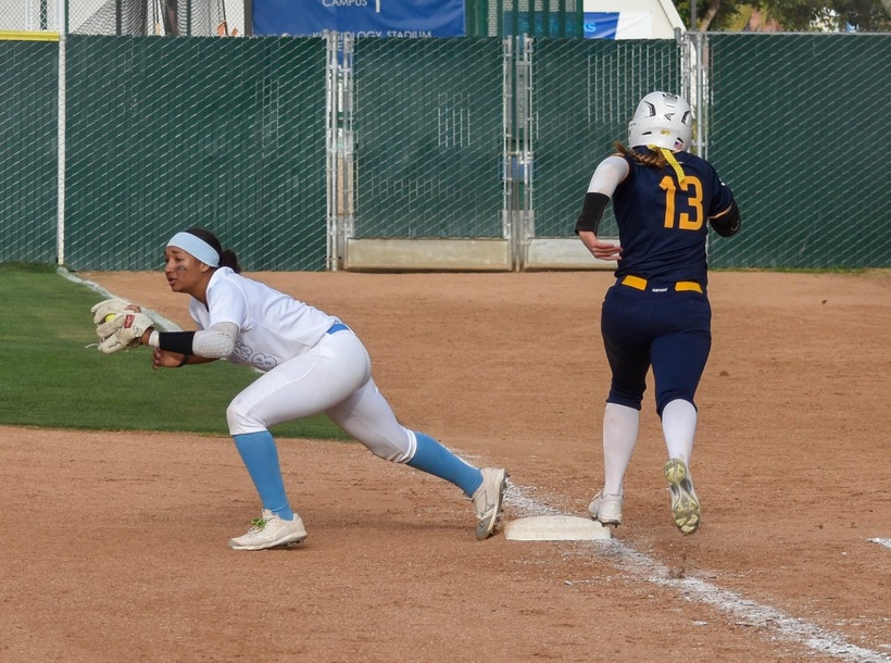 Softball Drops Two Games on Saturday