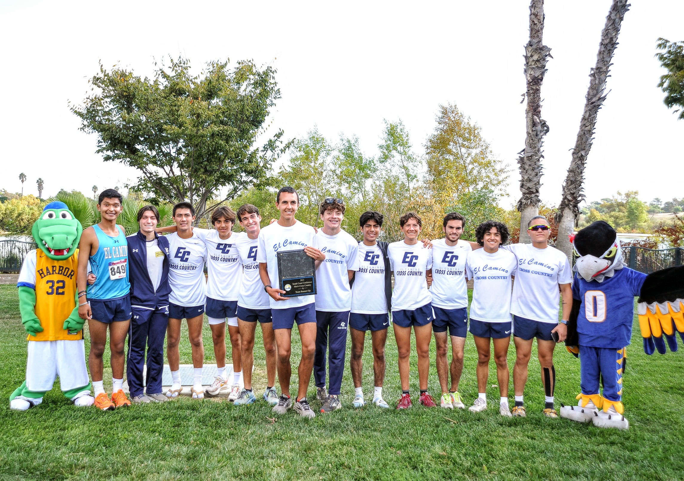 Men Finish Second, Women Third at Conference Championships