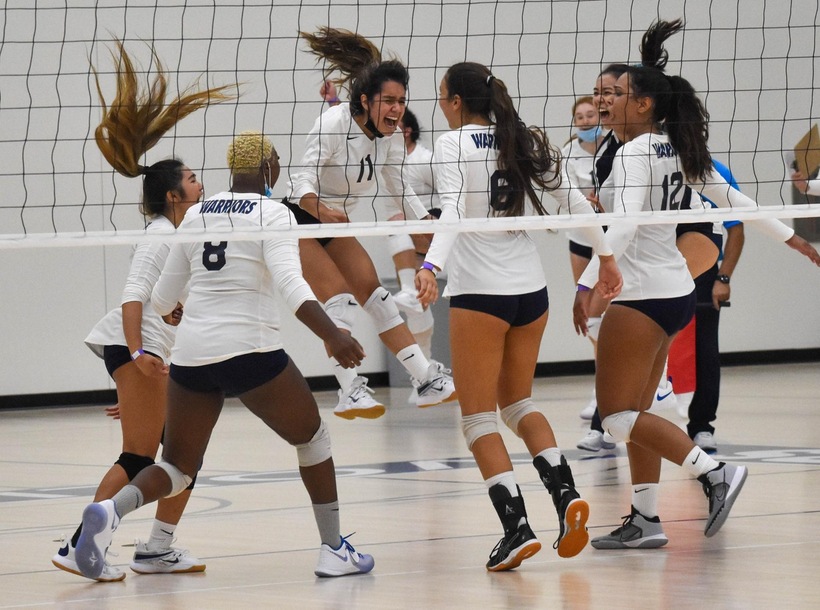 Women’s Volleyball Snaps Skid with Five-Set Win over L.A. Harbor